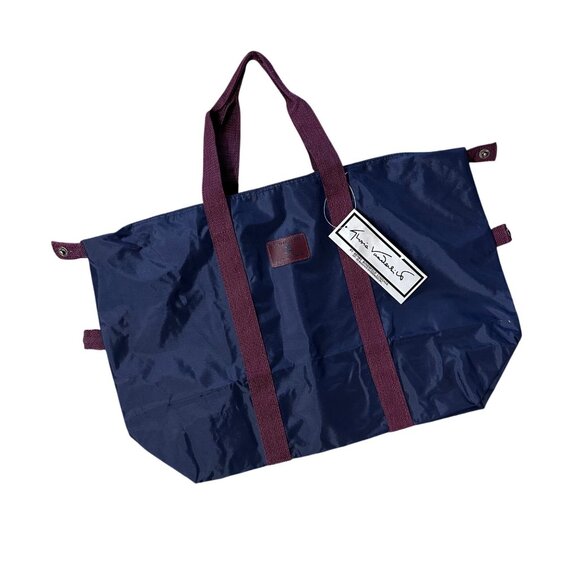 Gloria Vanderbilt Handbags - Vintage Travel Duffle Bag Luggage Gloria Vanderbilt Navy Burgundy 1980s Nylon